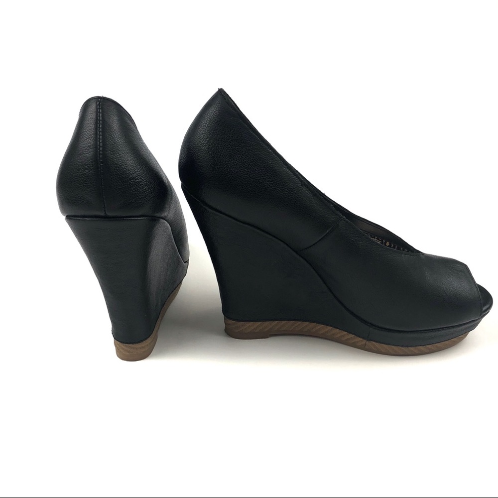 Seychelles Storytelling Peep Toe Wedges